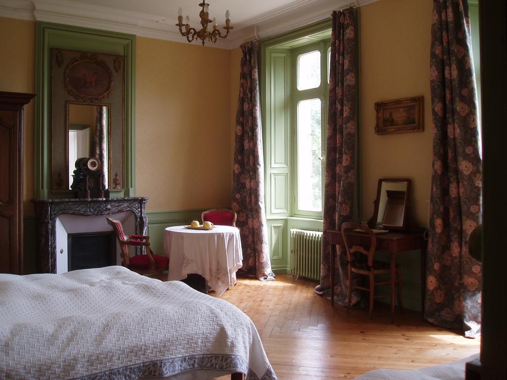 Chateau Des Poteries Fresville Exteriör bild